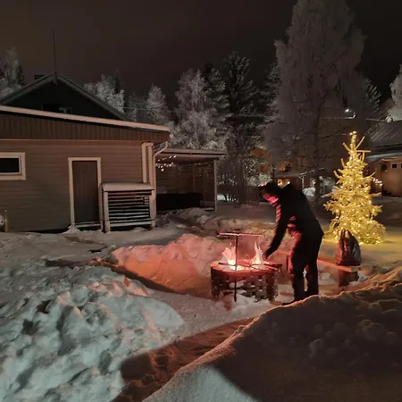 Winter Woods Family - With Traditional Wood-fired Sauna Quarto em Acomodações Particulares Rovaniemi